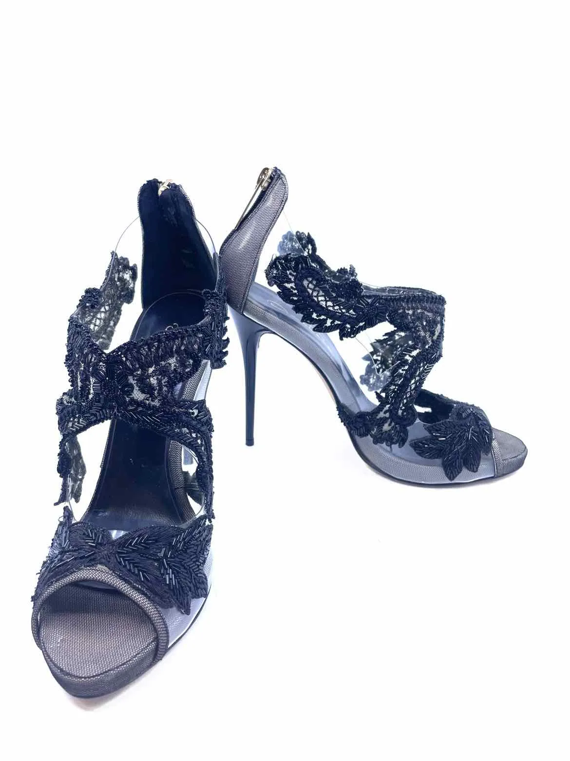 OSCAR DE LA RENTA Size 7.5 Black Mesh Plastic Beaded Sandals