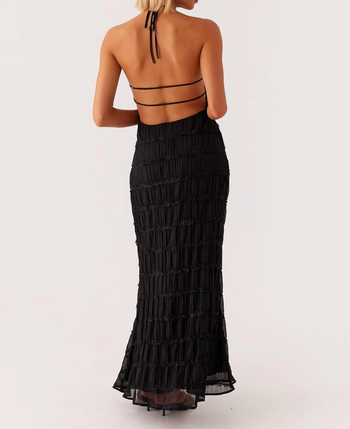 Sastianaen Women Summer Halter Neck Backless Maxi Dress Y2K Sexy Cut Out Flowy Tiered Ruffle Beach Long Dress