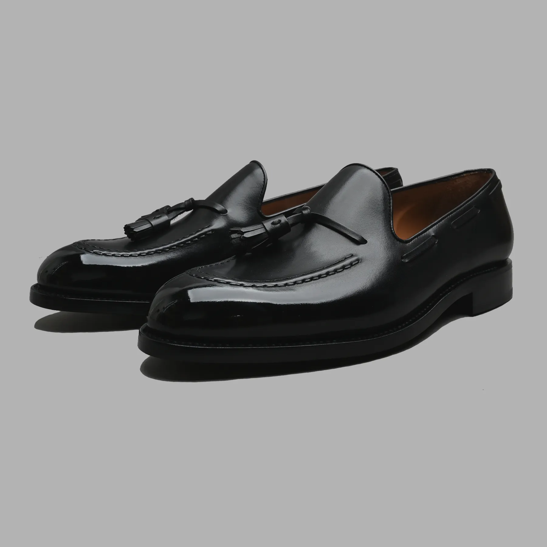 Tassel Loafer in Black Calf Leather