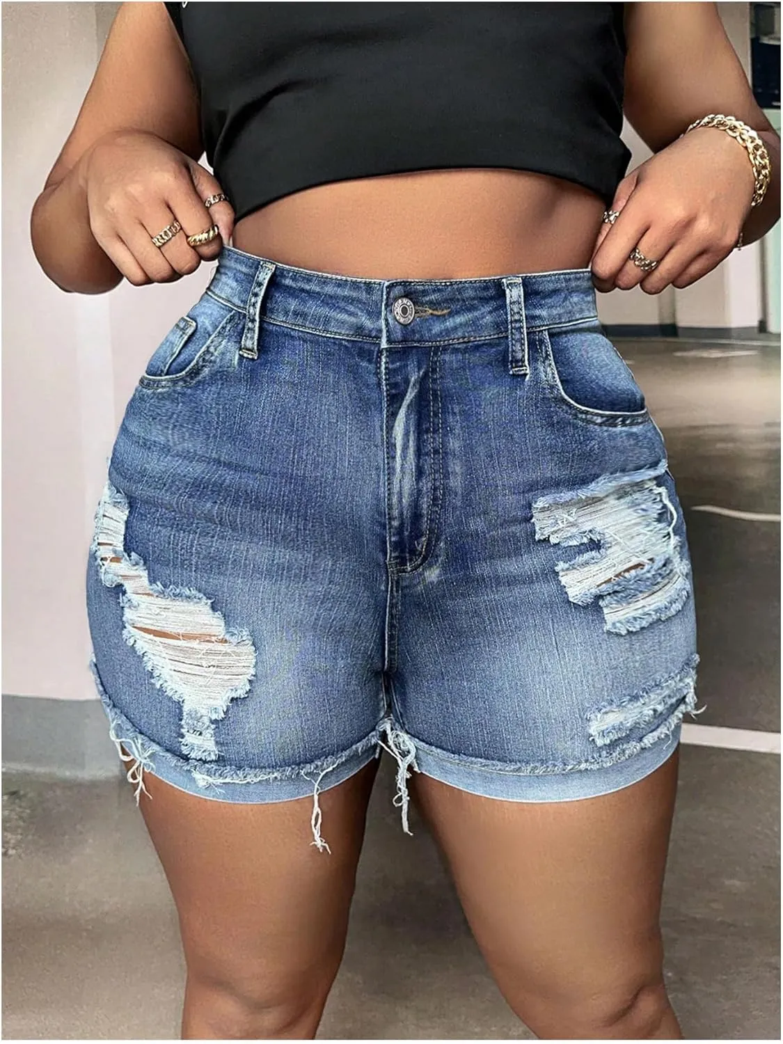 WDIRARA Women's Plus Size High Waist Button Distressed Ripped Casual Denim Shorts