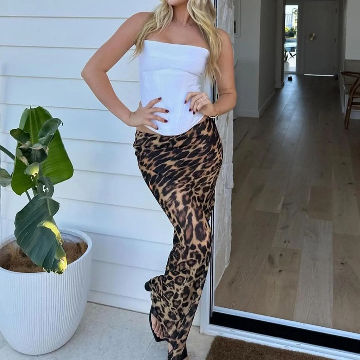 Women's Leopard Print Maxi Skirt Bodycon Long Skirt Floor Length Skirt Y2K Sexy Leopard Slim Fit Skirt Grunge Midi Skirt